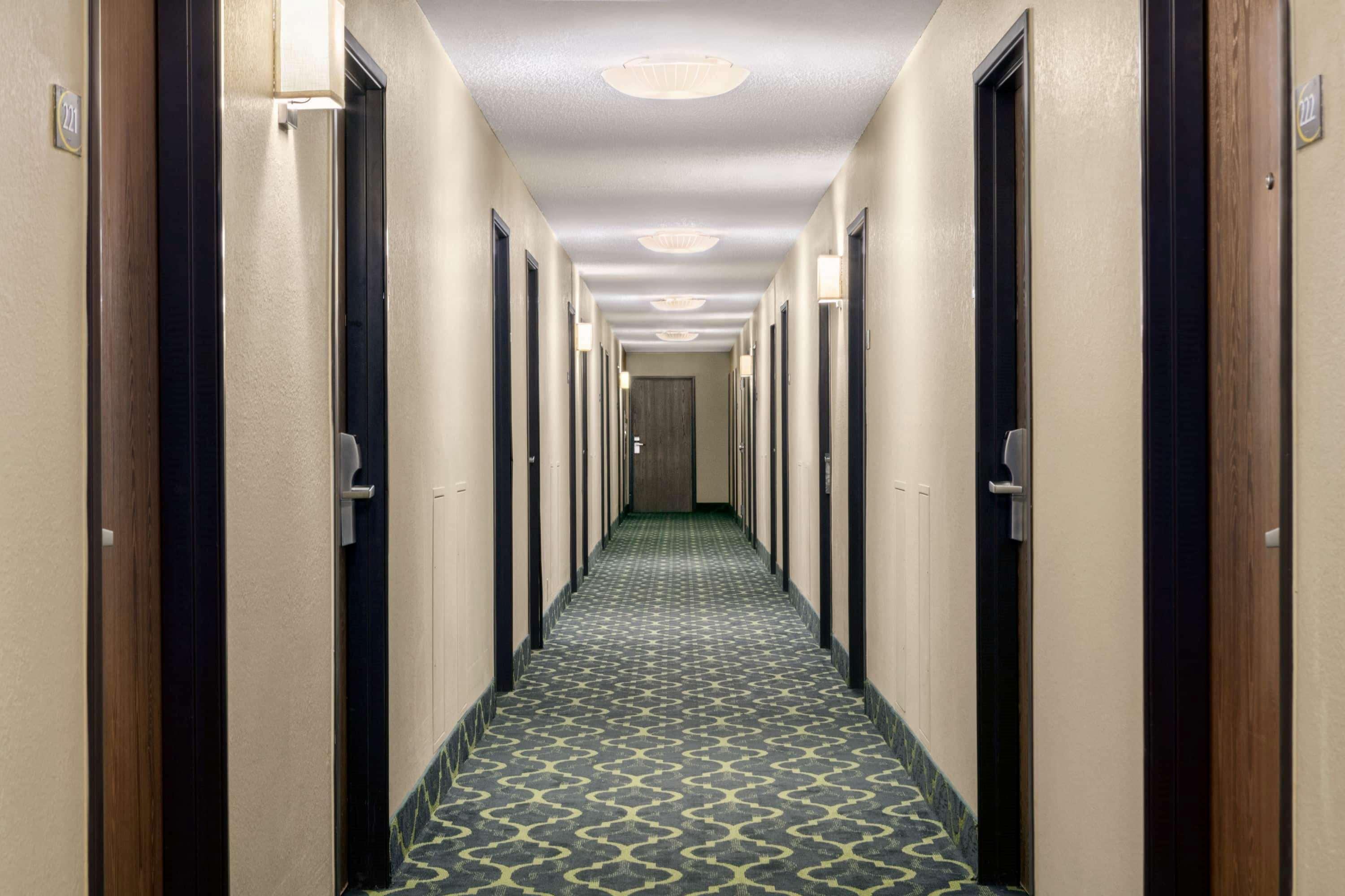 Super 8 By Wyndham Hanover Buitenkant foto